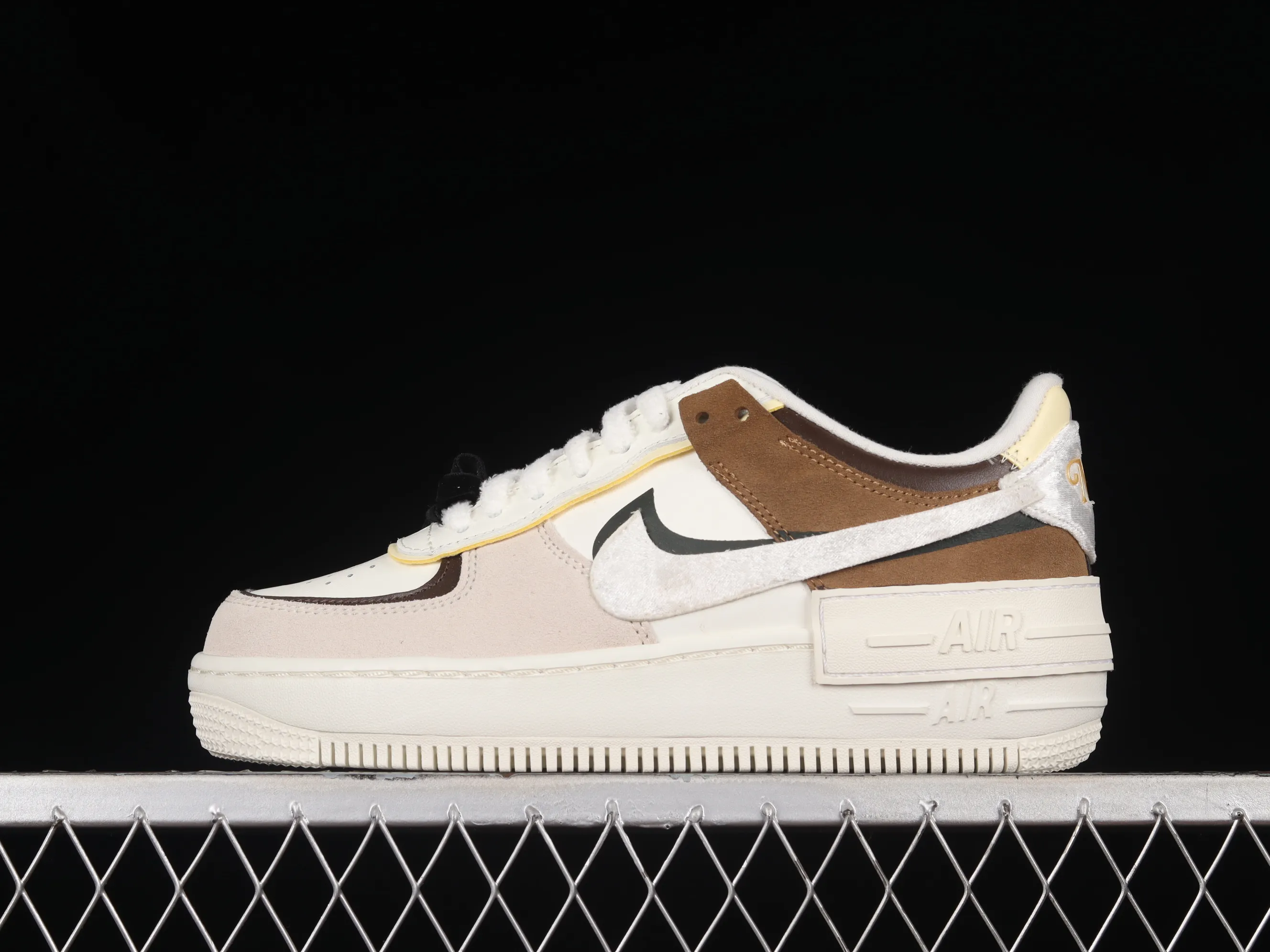 All Categories Nk Air Force 1 Air Force Series Nk Air Force 1 Shadow Air Force Lightweight Increase Nk Air Force 1 Shadow Air Force One Lightweight Increase Low Top Versatile Sneakers FB1857-111